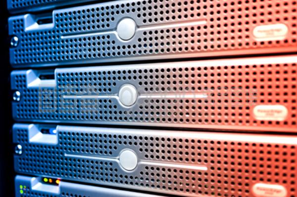 網絡服務器與云計算裝備技術服務 驅動數字化轉型的核心引擎